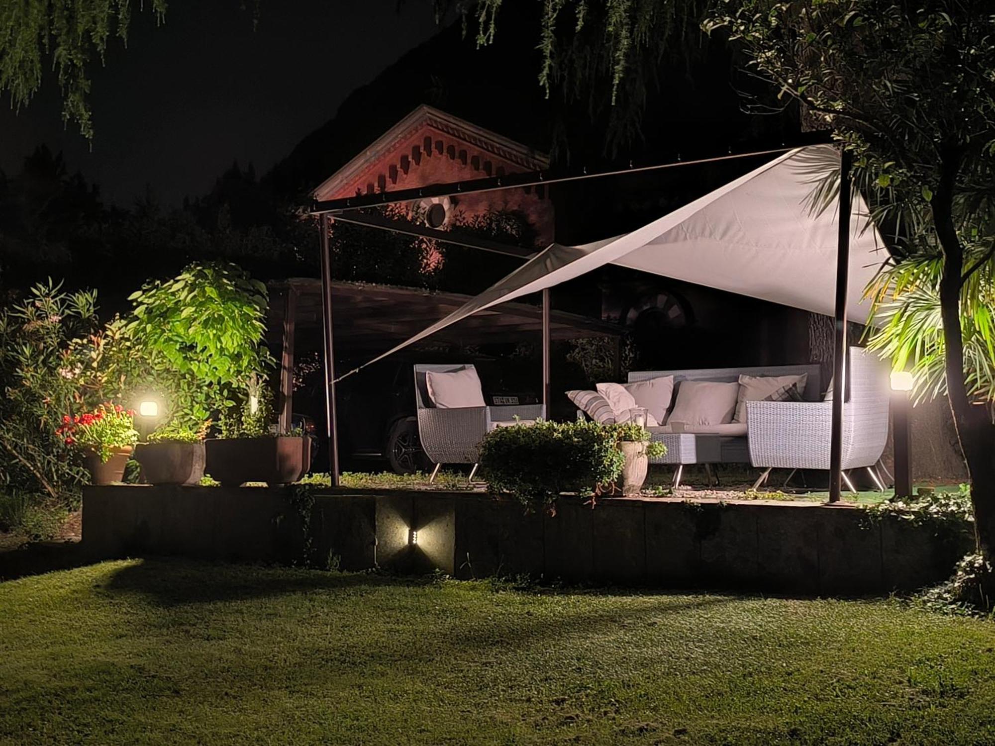 Villa Riva Lago - Apartment With Parking Tavernola Bergamasca Exteriör bild