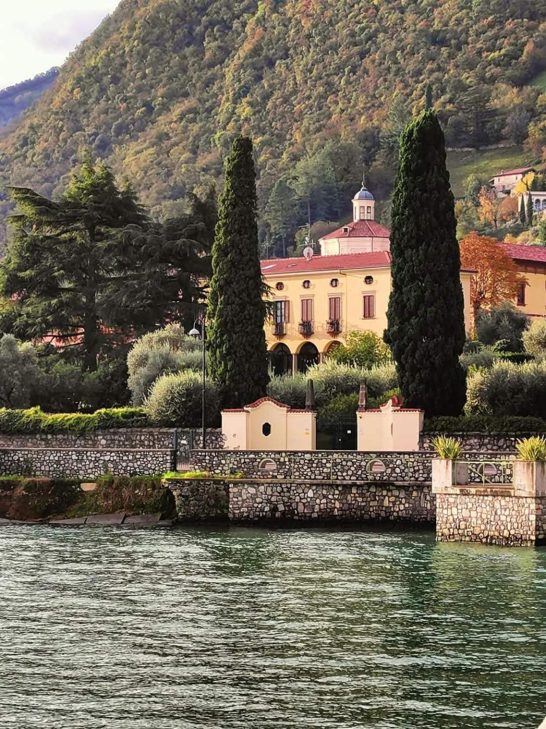 Villa Riva Lago - Apartment With Parking Tavernola Bergamasca Exteriör bild